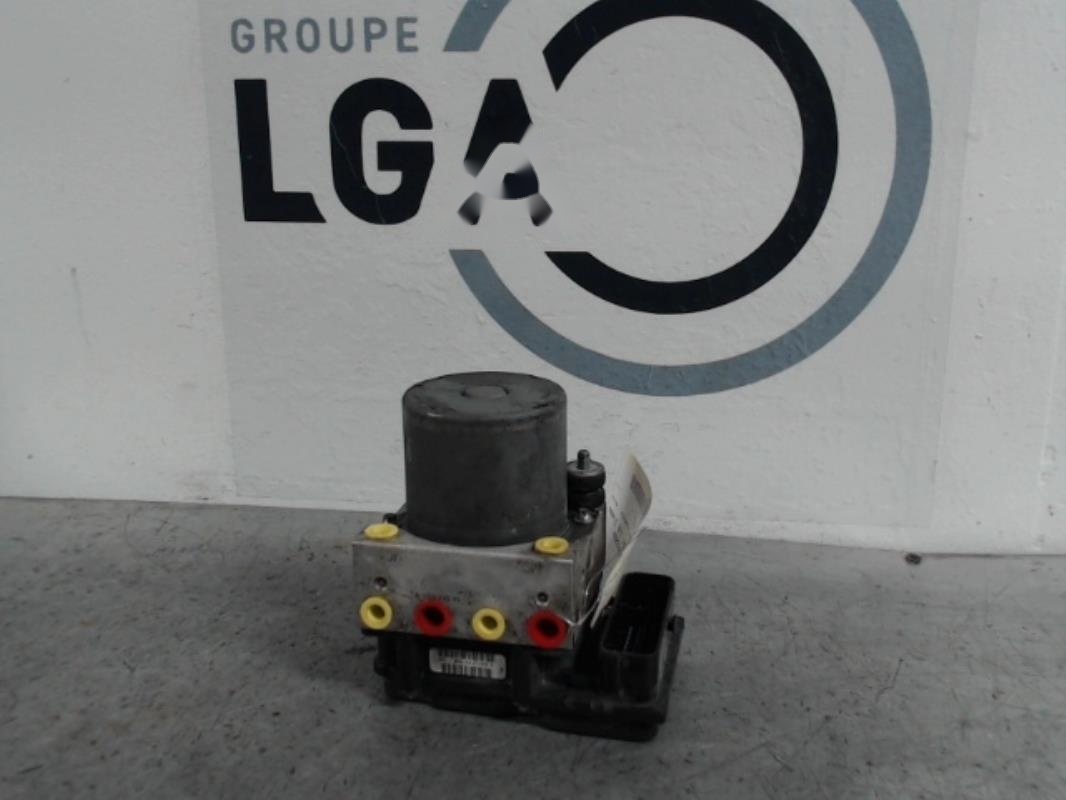 Bloc ABS (freins anti-blocage)