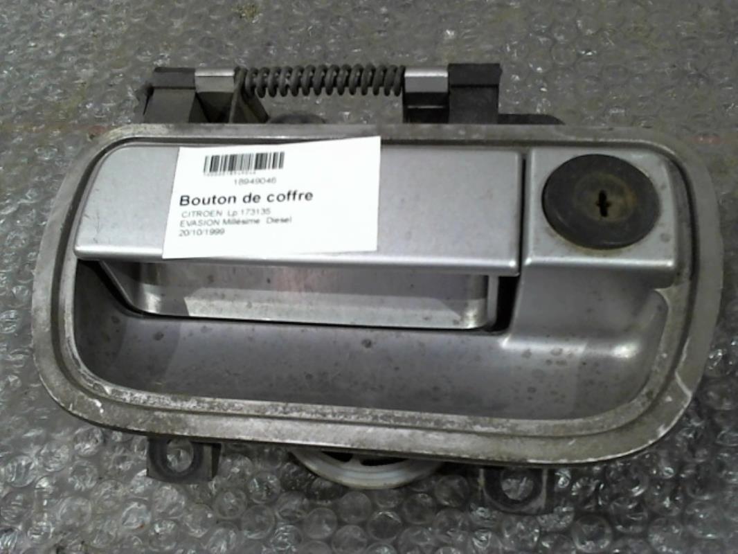 Bouton de coffre