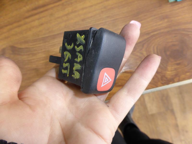 Bouton de warning