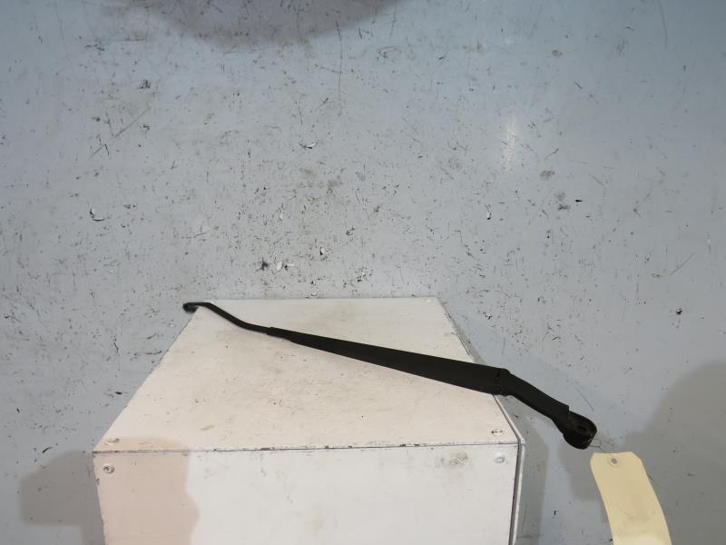 Bras essuie glace avant droit