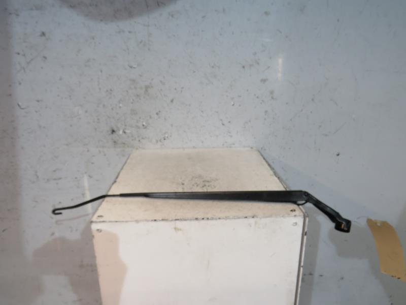 Bras essuie glace avant droit