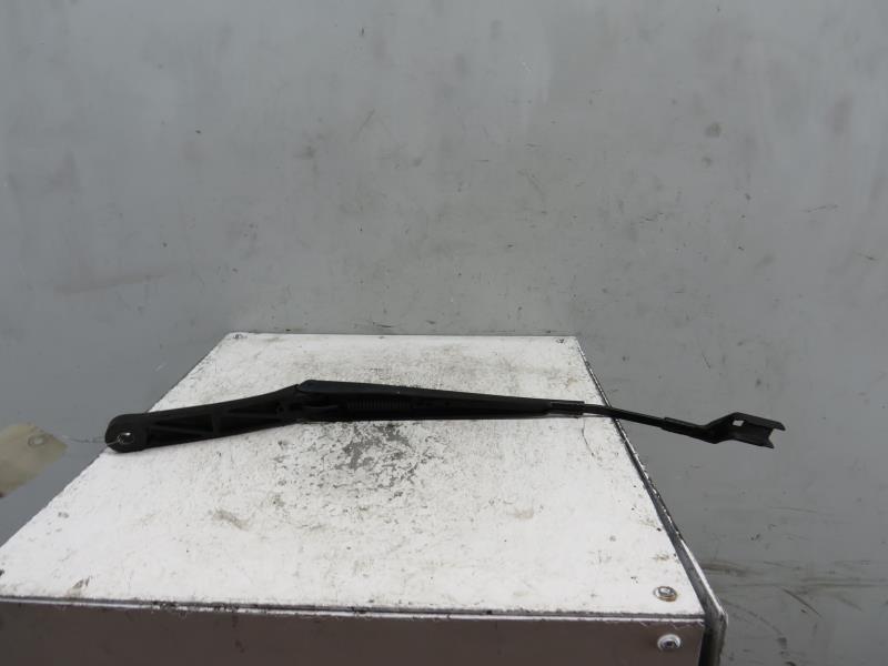 Bras essuie glace avant gauche