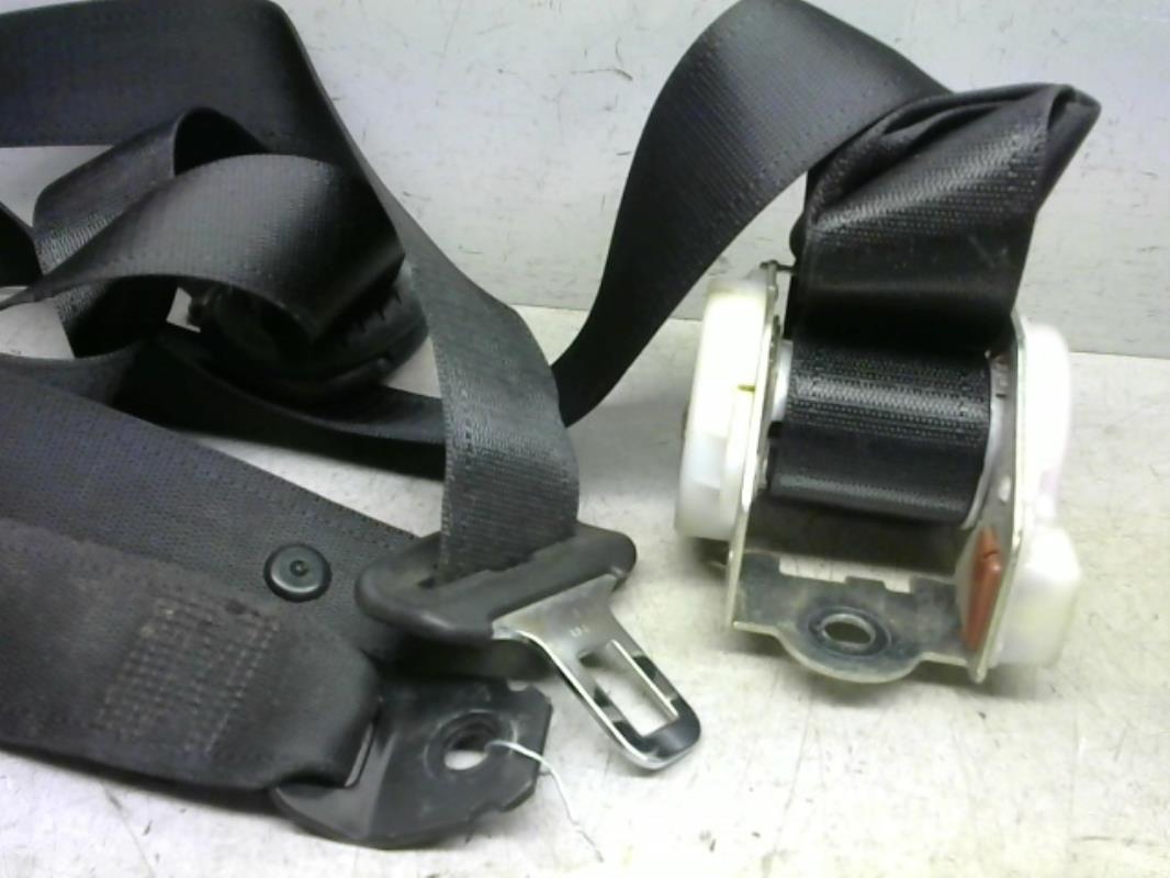 Ceinture arriere droit