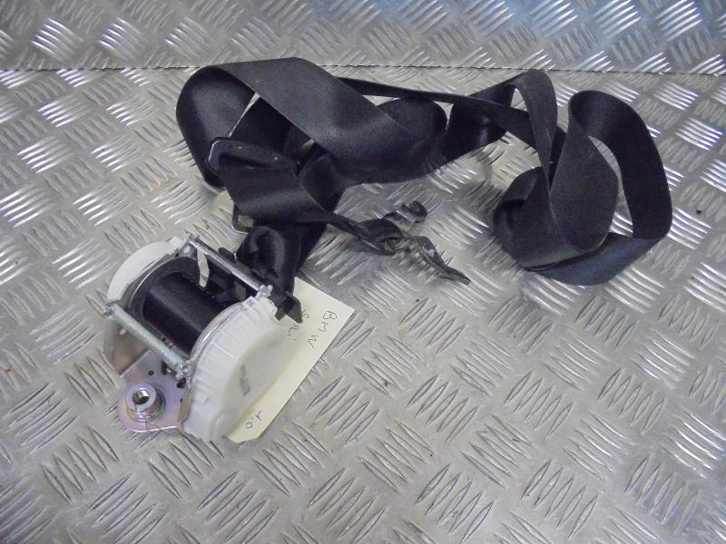 Ceinture avant gauche