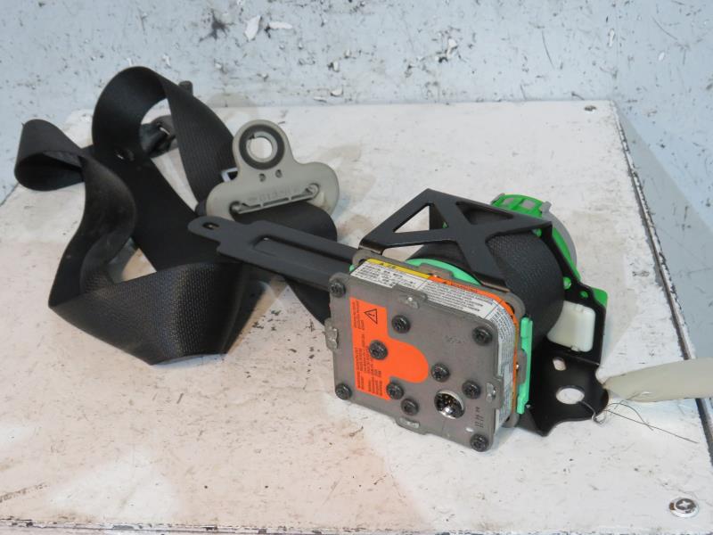 Ceinture avant gauche