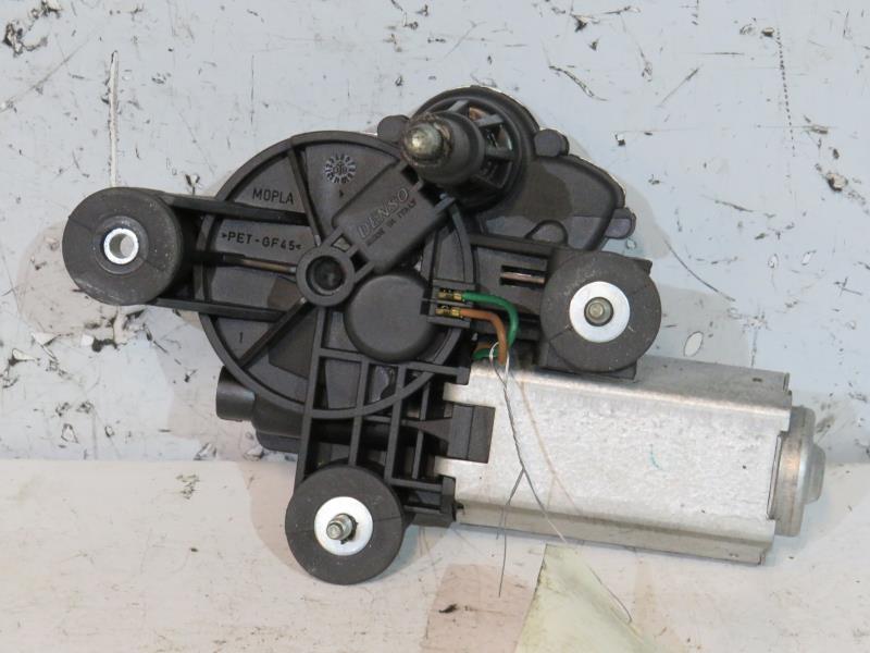 Moteur essuie glace arriere