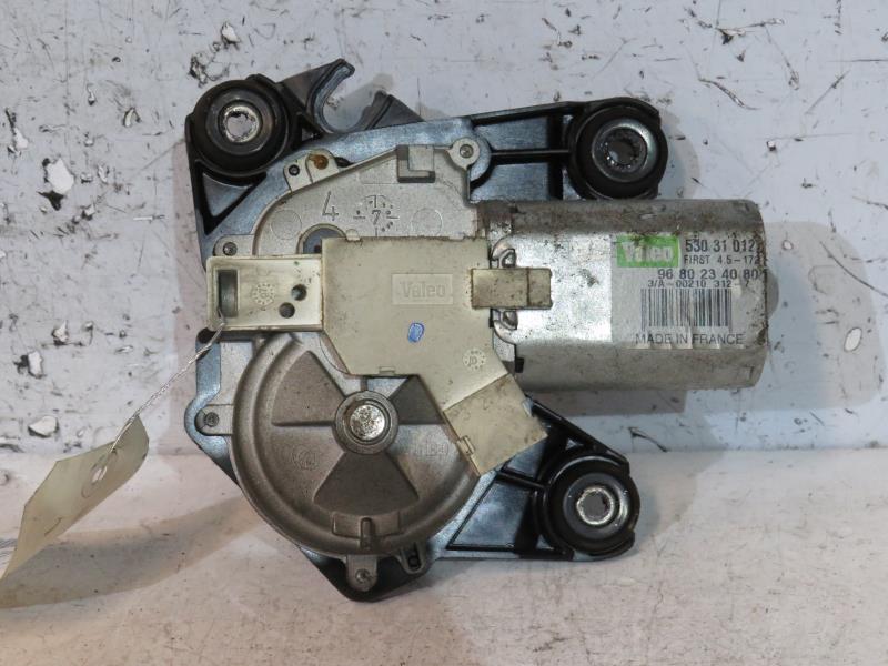 Moteur essuie glace arriere