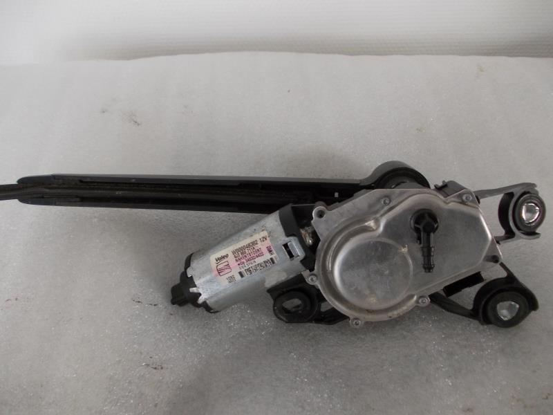Moteur essuie glace arriere