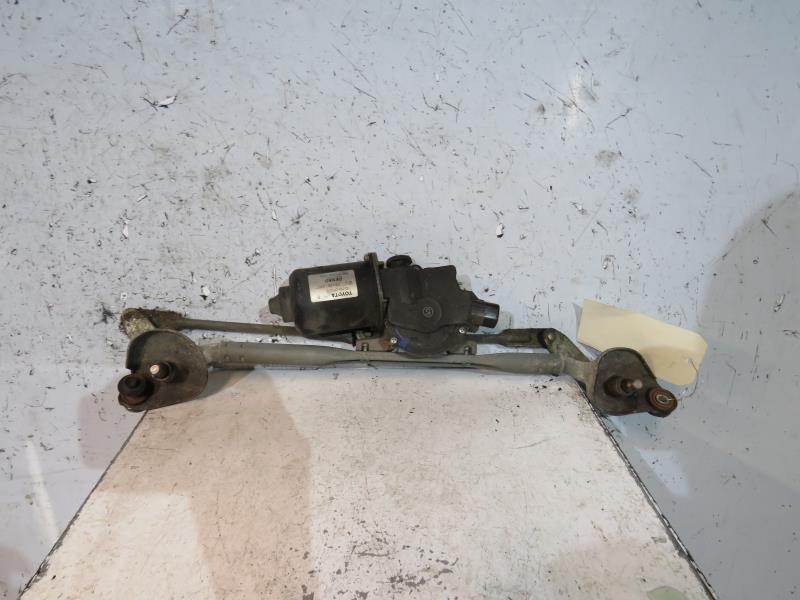 Moteur essuie glace avant