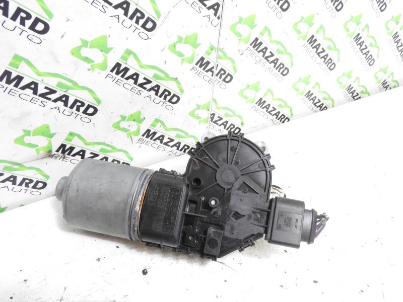 Motor de limpiaparabrisas delantero
