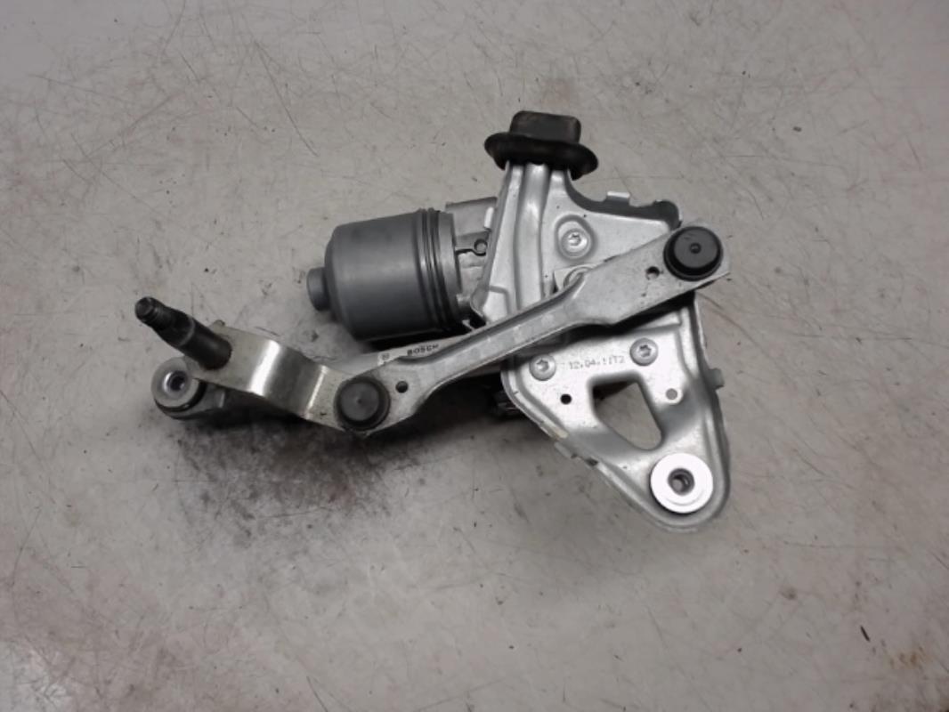 Moteur essuie glace avant droit