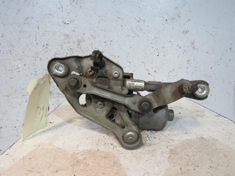 Moteur essuie glace avant droit