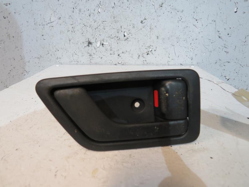Poignee interieur avant droit