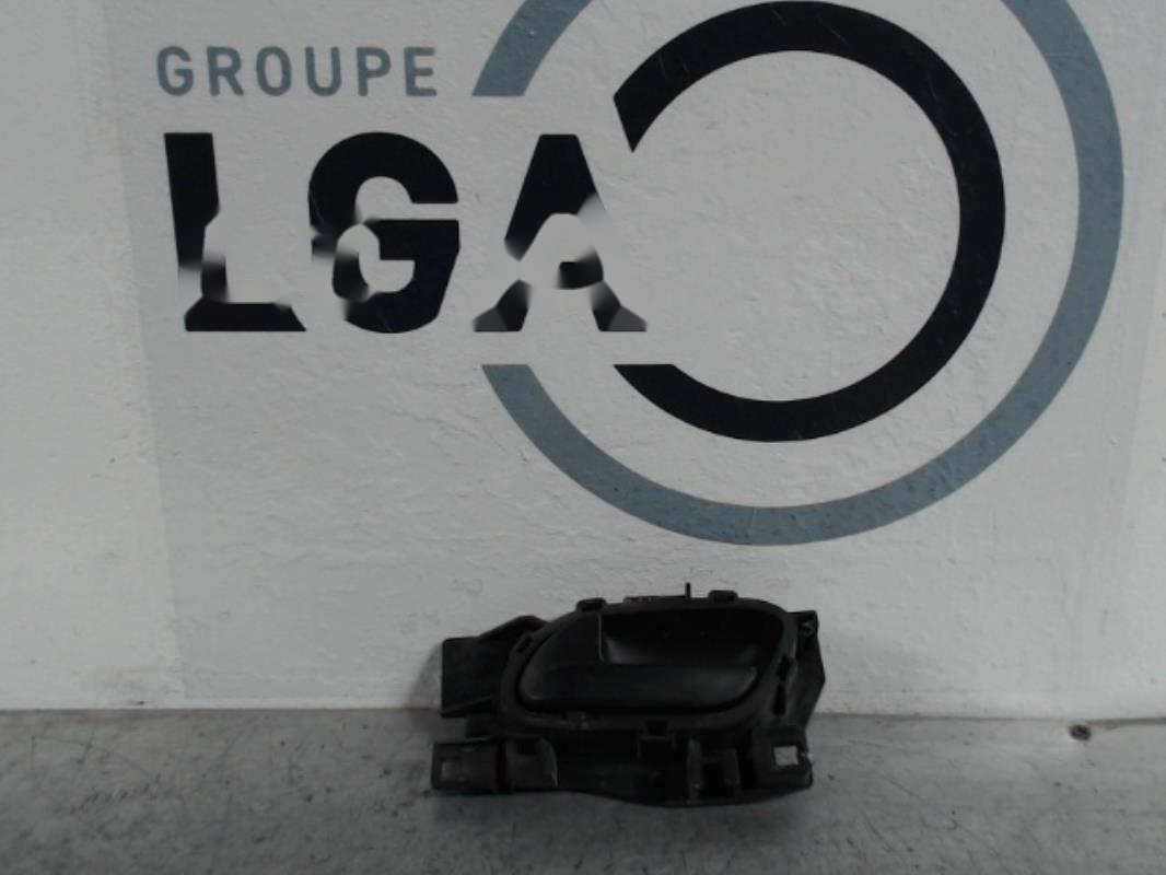 Poignee interieur avant gauche