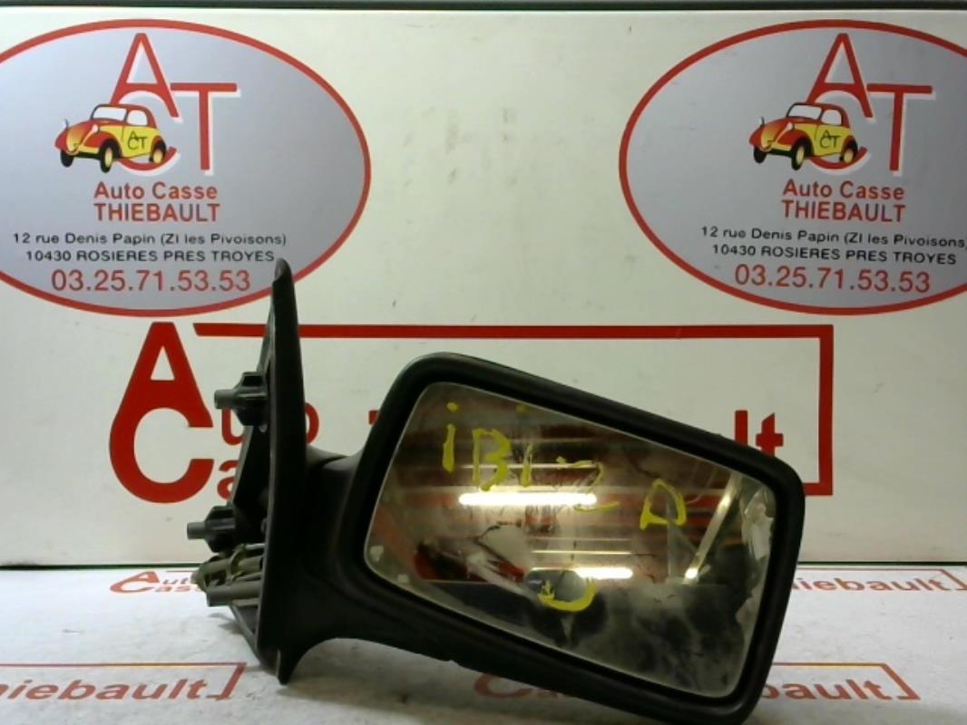 Retrovisor derecho