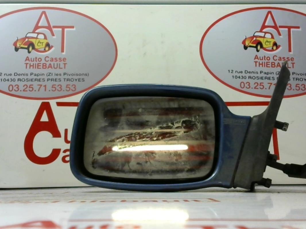 Specchietto retrovisore sinistro