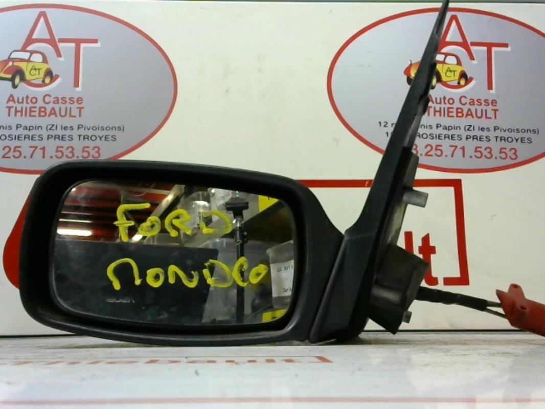Retrovisor izquierdo