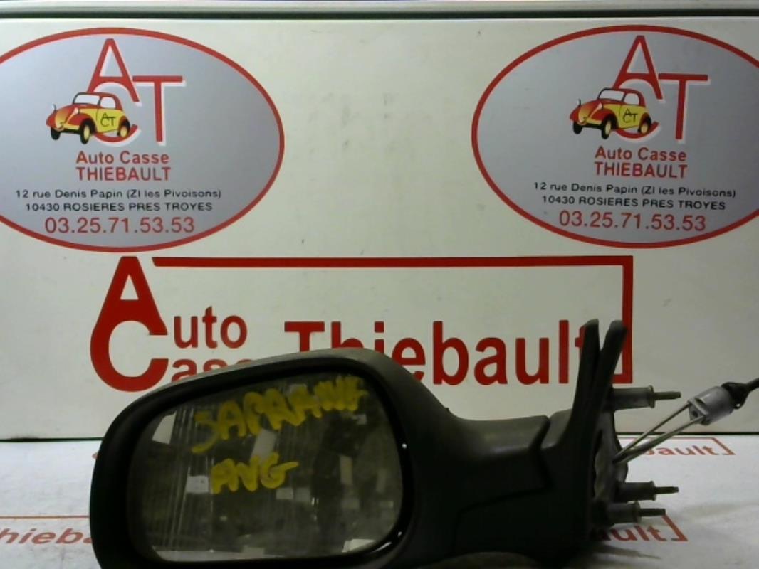 Specchietto retrovisore sinistro
