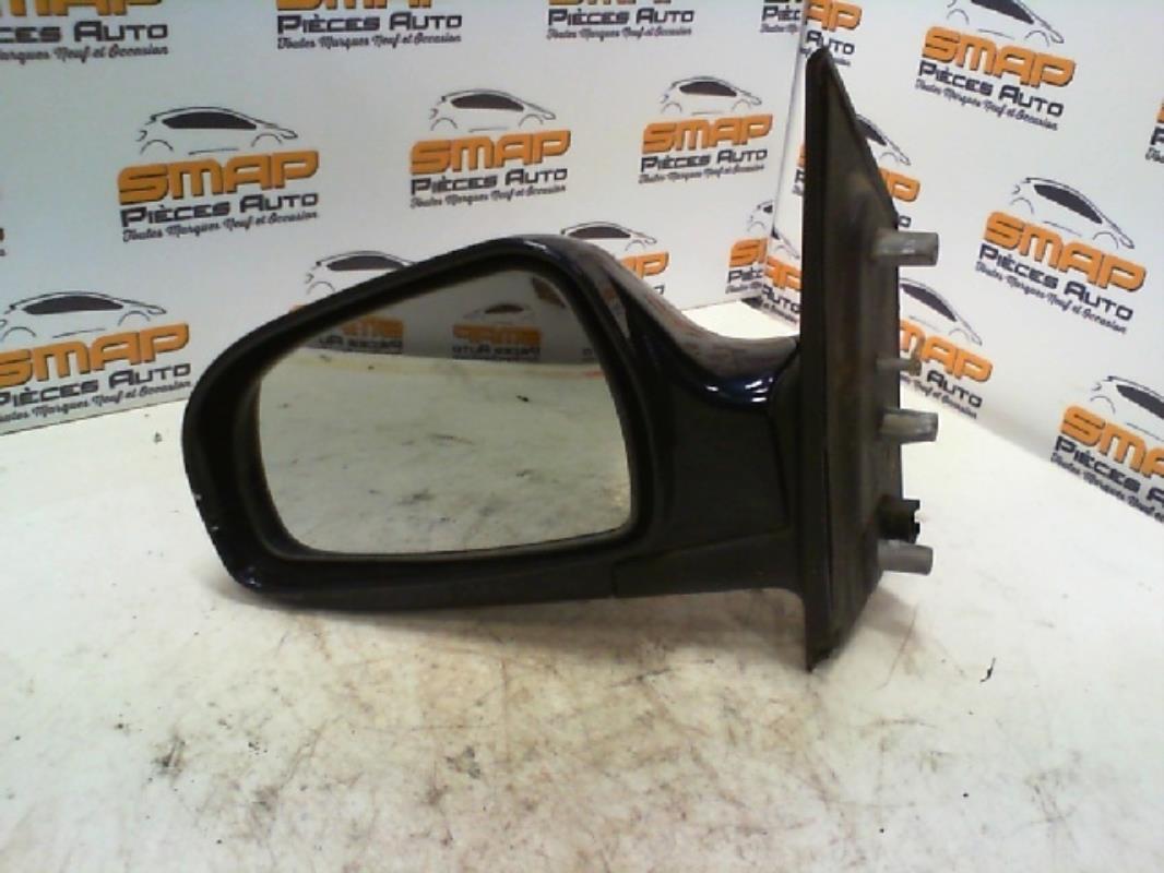 Retrovisor izquierdo