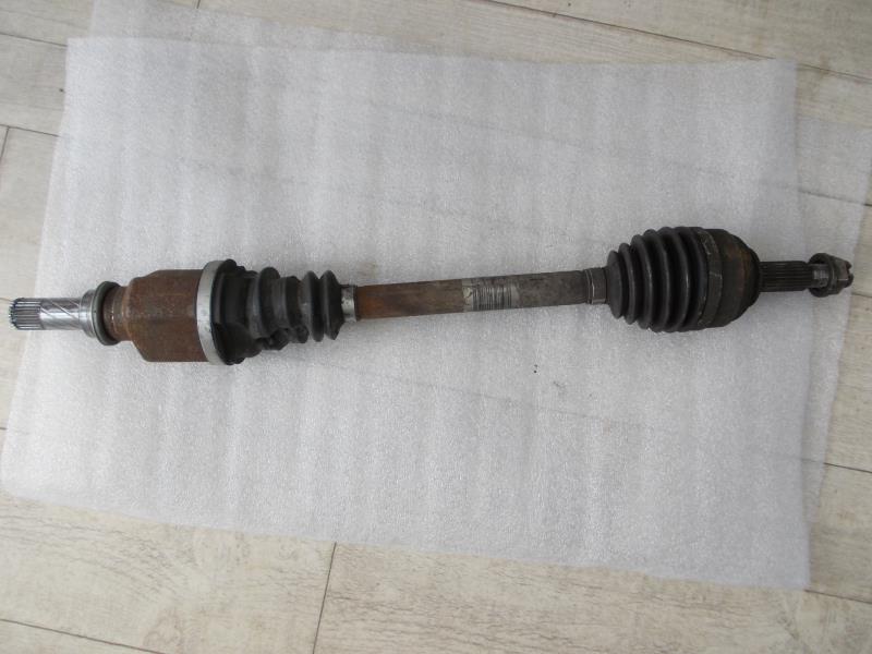 Cardan gauche (transmission)