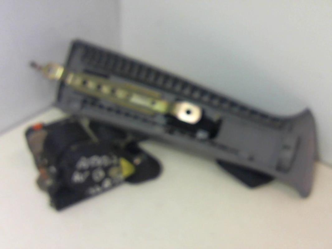 Ceinture avant gauche