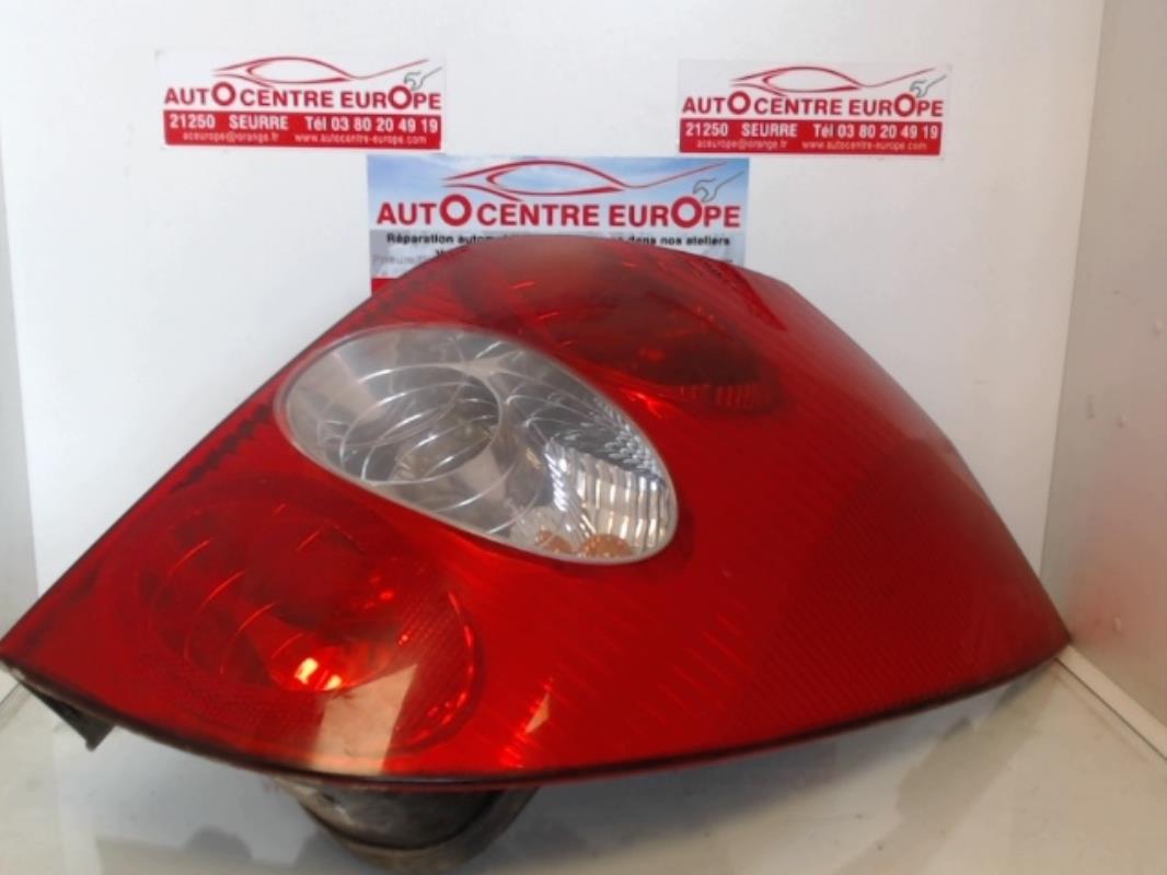Fanale posteriore principale destro (luci)