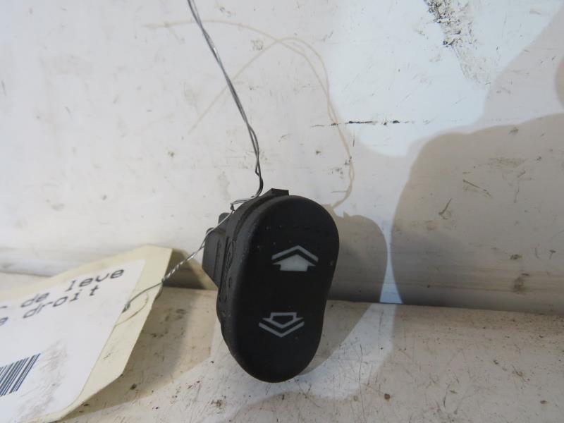 Interrupteur de leve vitre arriere droit