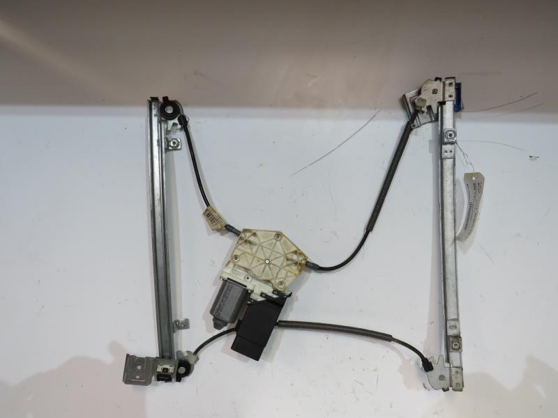 Leve vitre electrique avant droit