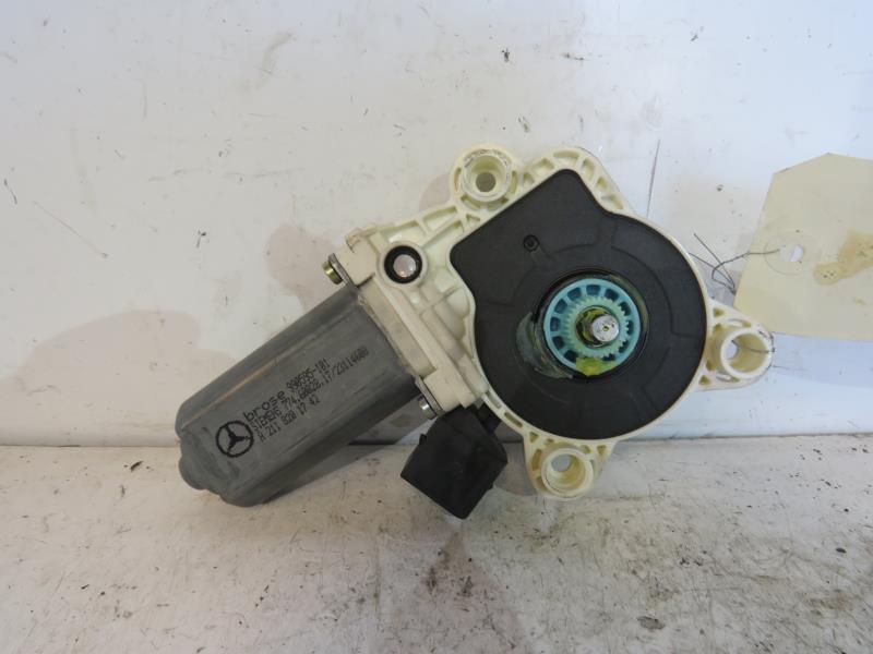 Leve vitre electrique avant droit