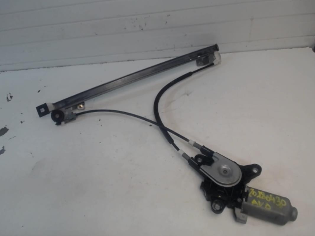 Leve vitre electrique avant droit