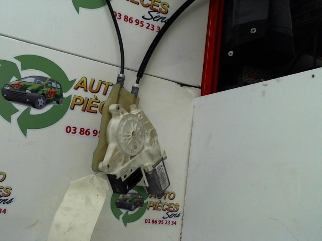 Leve vitre mecanique arriere droit