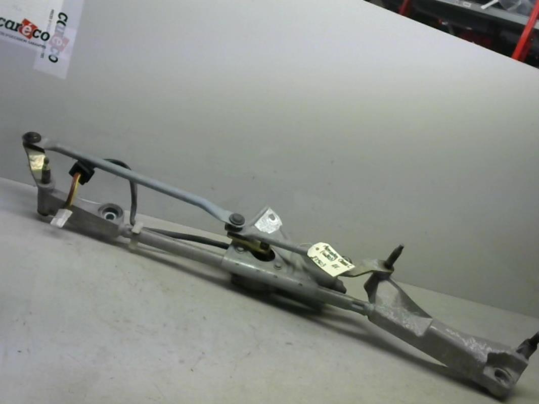 Moteur essuie glace avant