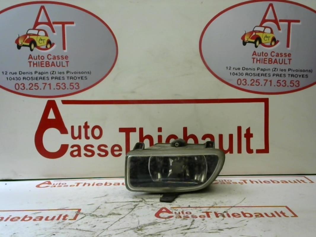 Anti brouillard droit (feux)