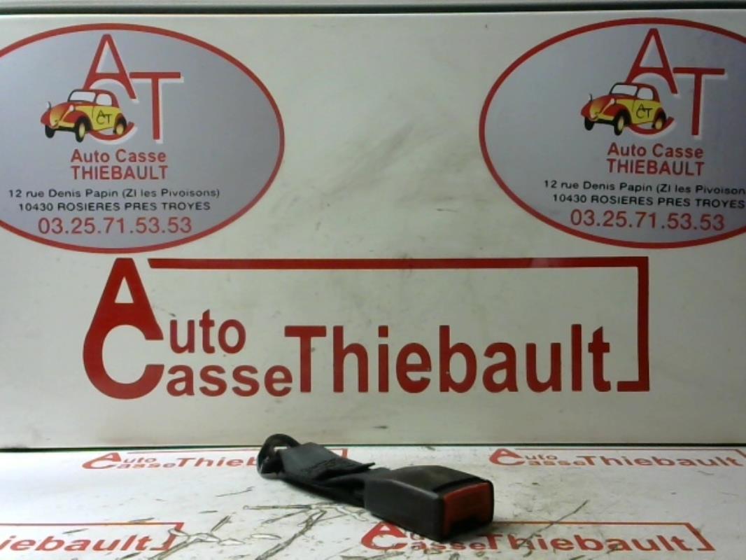 Aggancio cintura sicurezza posteriore destro