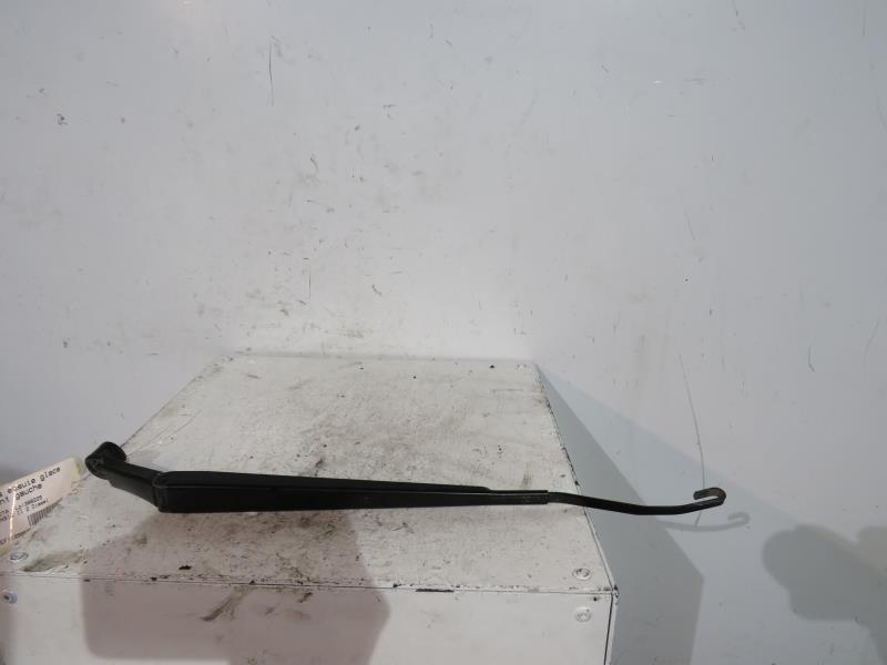 Bras essuie glace avant gauche