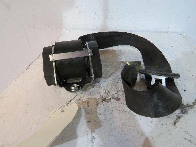 Cinturón de seguridad trasero derecho