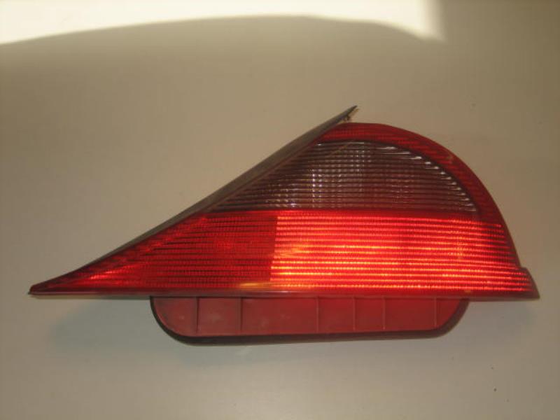 Fanale posteriore principale destro (luci)