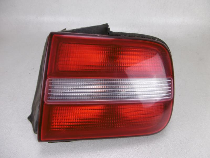 Fanale posteriore principale destro (luci)