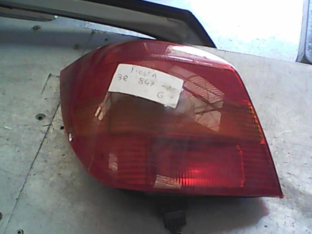 Fanale posteriore principale sinistro (luci)