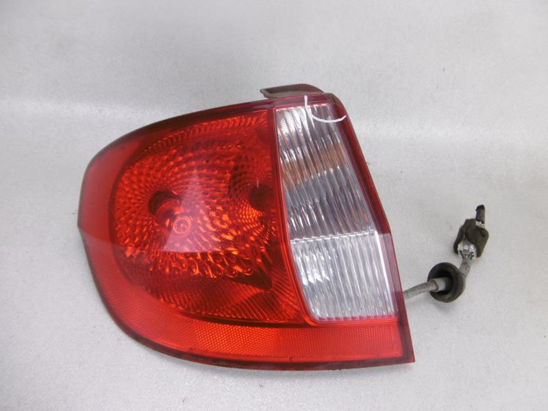 Fanale posteriore principale sinistro (luci)