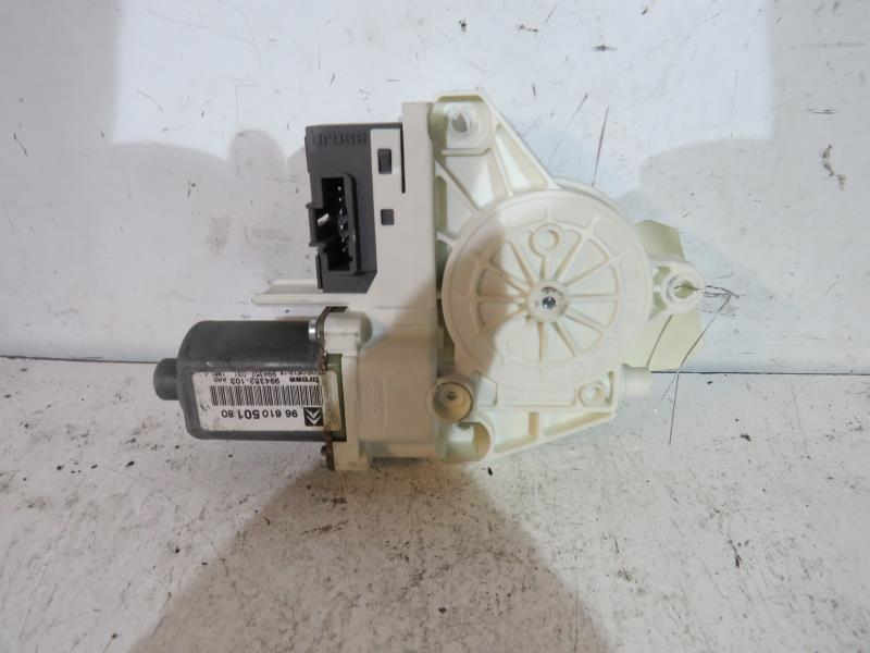 Moteur leve vitre arriere droit
