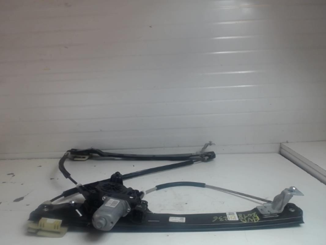 Leve vitre electrique avant droit