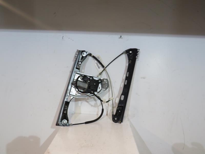 Leve vitre electrique avant droit