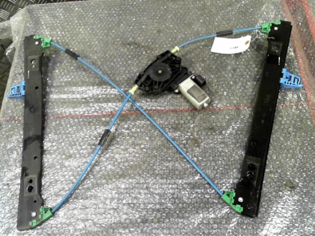 Alzacristalli elettrico anteriore destro