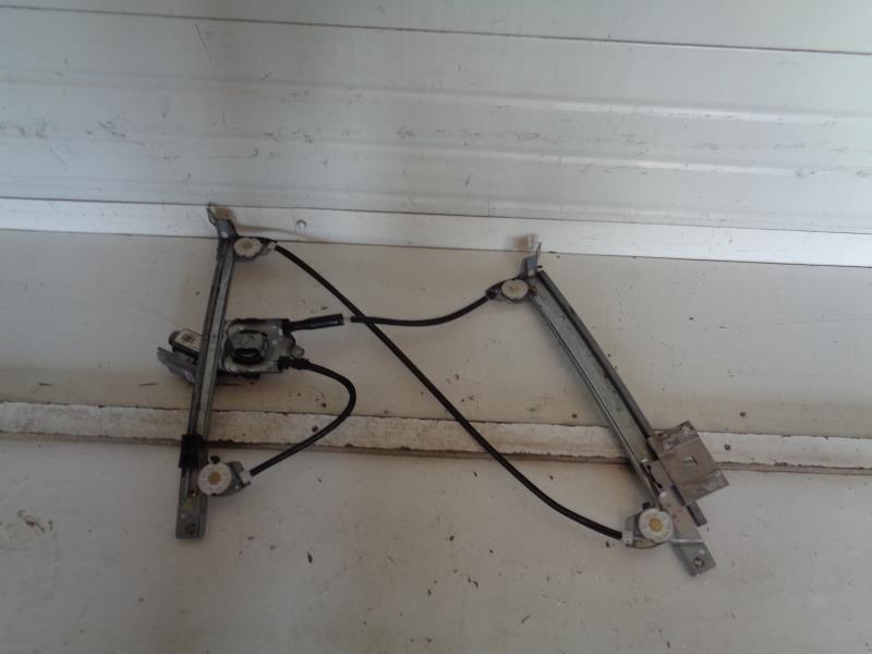 Leve vitre electrique avant droit
