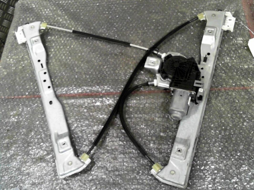 Leve vitre electrique avant gauche