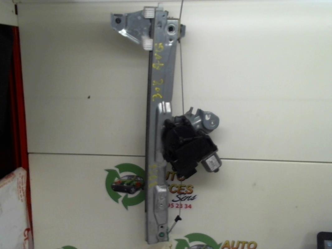 Leve vitre electrique avant gauche