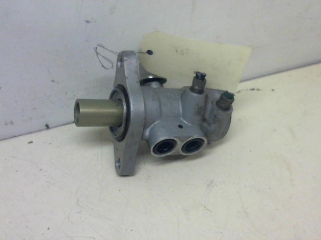 Maitre cylindre (freinage)