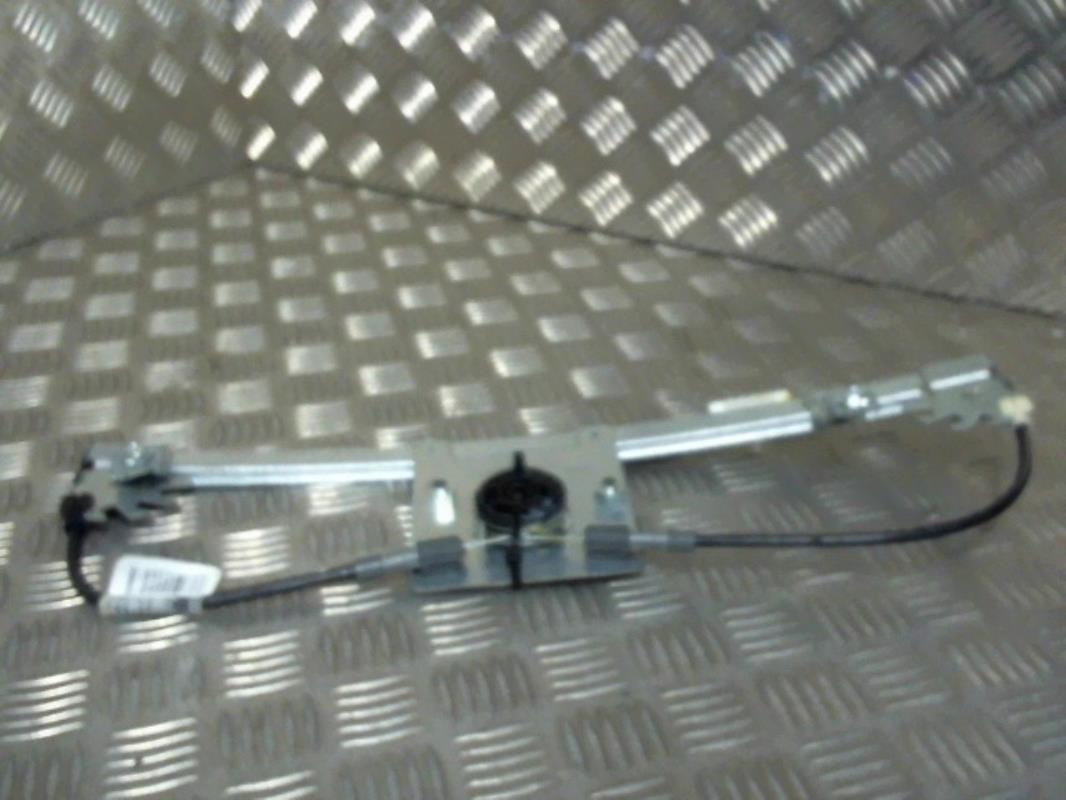 Elevalunas eléctrico trasero derecho
