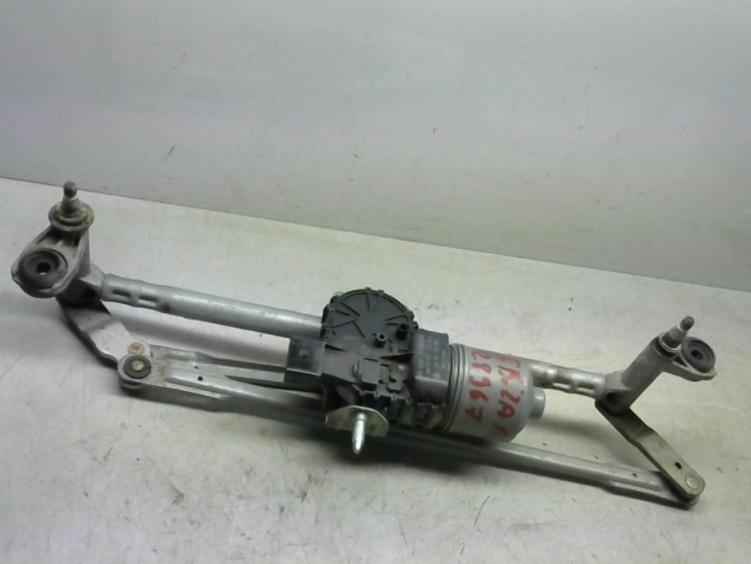 Moteur essuie glace avant